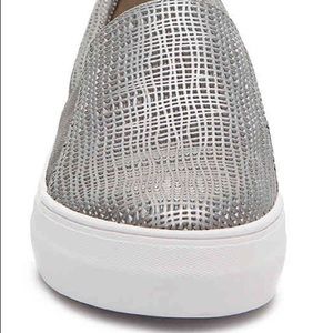 vince camuto kanesya